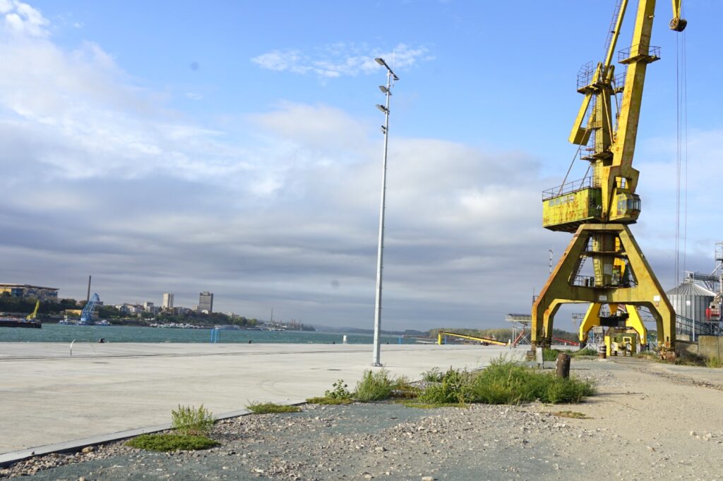 1e329a5b 3e72 4f9e 880d 2124b8fe83f5