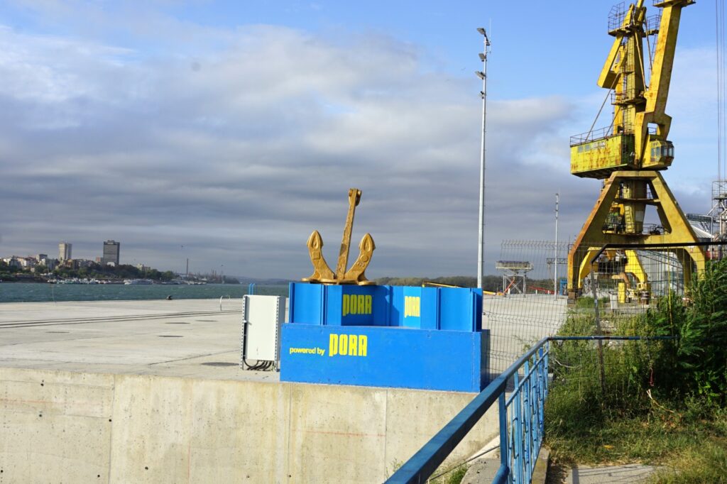 321cb7be ffbf 4925 b6f7 8c84d5814ab3